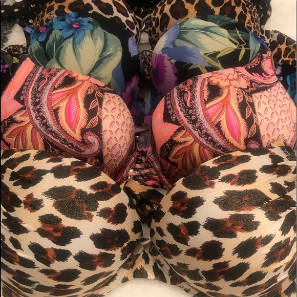 For Exposure only!!!! Available VS bombshell bikini tops all 36C - Picture 2 of 8